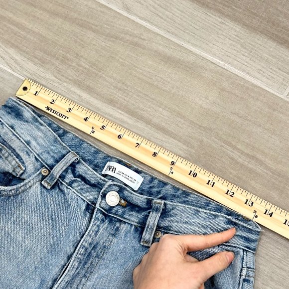 Zara High-Rise Rigid Distressed Denim Mom Jeans Light Wash Denim Women’s Size 6 - Picture 10 of 15